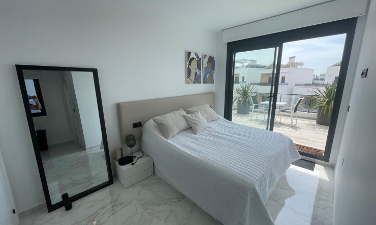 Revente - Villa -
Benijofar