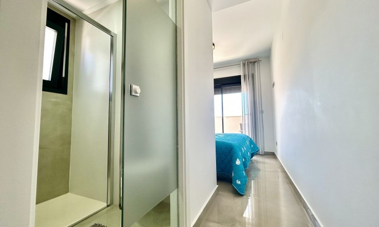 Wiederverkauf - Wohnung -
Pilar de La Horadada
