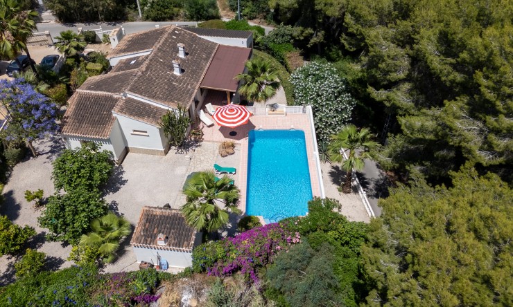 Resale - Villa -
Jávea / Xàbia - Partides comunes - Adsubia