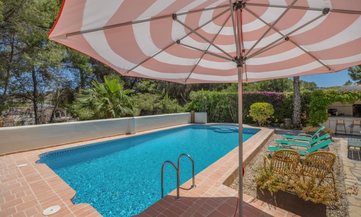 Resale - Villa -
Jávea / Xàbia - Partides comunes - Adsubia
