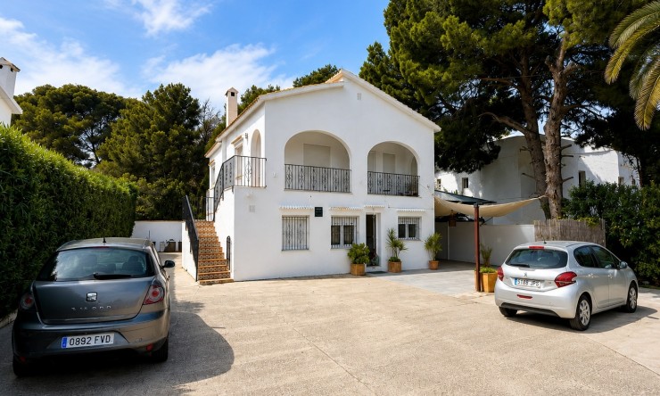 Resale - Villa -
Denia - Las Rotas / Les Rotes