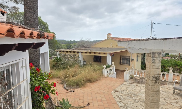 Resale - Chalet -
Altea - La Vieja