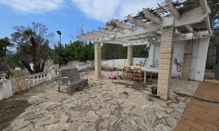 Resale - Chalet -
Altea - La Vieja