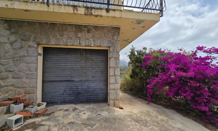Resale - Chalet -
Altea - La Vieja