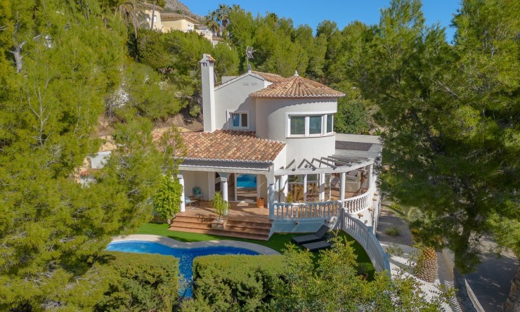 Resale - Villa -
Altea - Altea La Vella