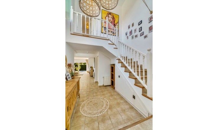 Resale - Villa -
Altea - Altea La Vella