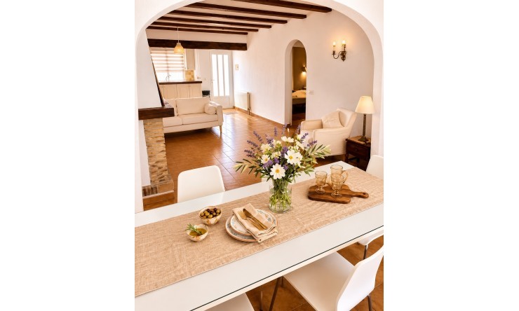 Resale - Town house -
Moraira - Pinar del Advocat - Cometa