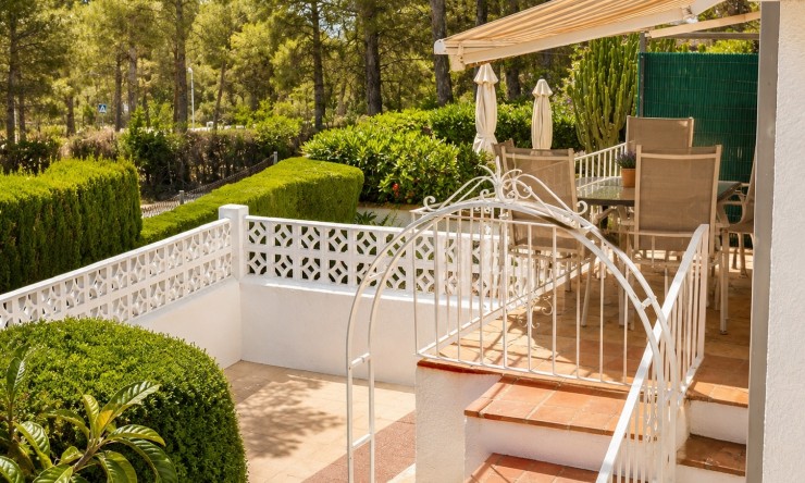 Resale - Town house -
Moraira - Pinar del Advocat - Cometa