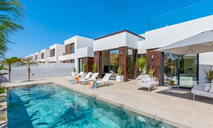 Herverkoop - Villa -
El Campello - El Amerador
