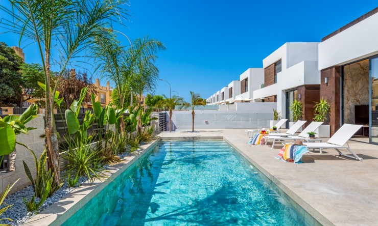 Herverkoop - Villa -
El Campello - El Amerador