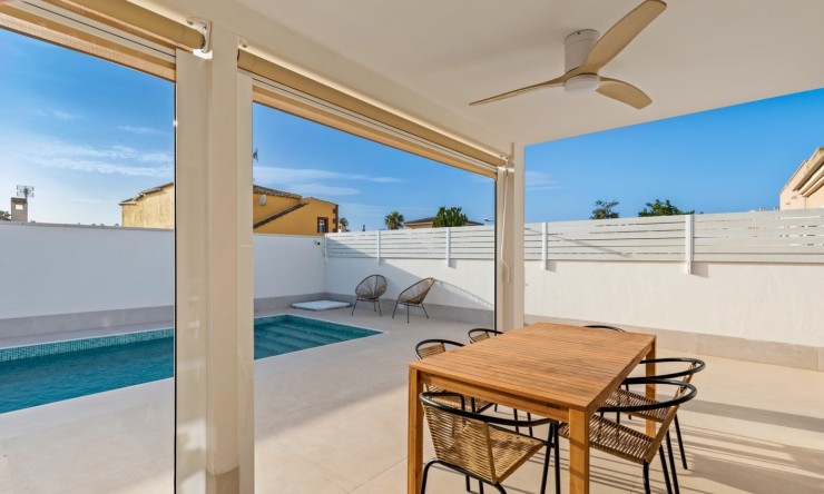 Herverkoop - Villa -
Torrevieja - El chaparral