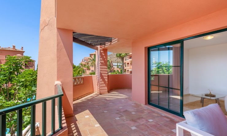 Resale - Apartment -
Finestrat - Sierra Cortina