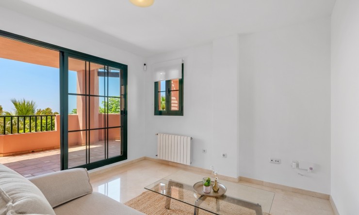 Resale - Apartment -
Finestrat - Sierra Cortina