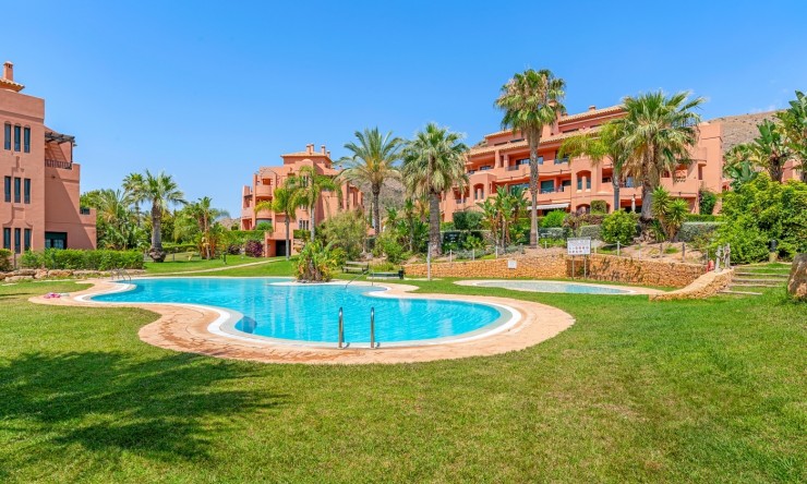 Resale - Apartment -
Finestrat - Sierra Cortina