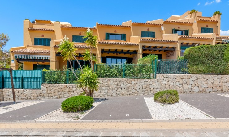 Resale - Town house -
Finestrat - Sierra Cortina