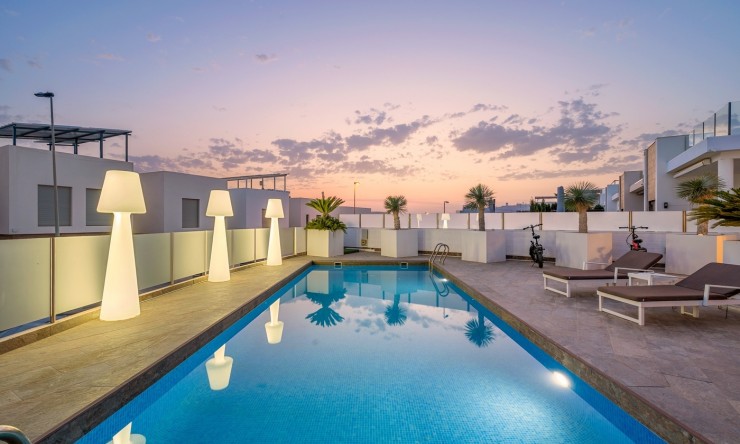 Herverkoop - Villa -
Orihuela Costa - Villamartín
