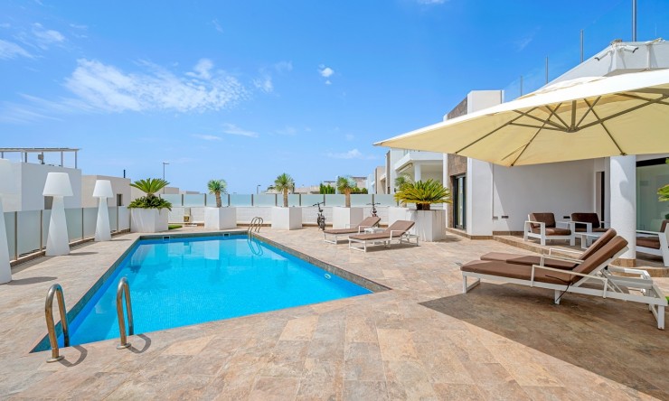 Herverkoop - Villa -
Orihuela Costa - Villamartín