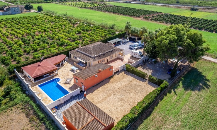 Resale - Country Estate -
Almoradí - Las Heredades