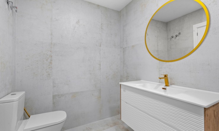 Resale - Apartment -
Torrevieja - Playa del Acequión