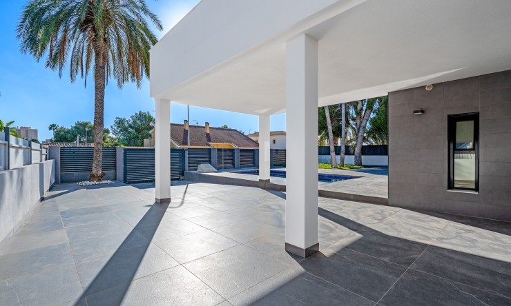 Reventa - Villa -
Campoamor
