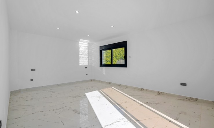 Reventa - Villa -
Campoamor