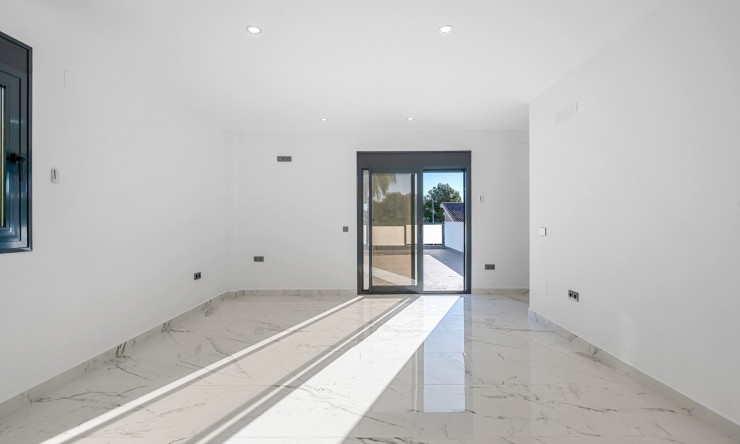Reventa - Villa -
Campoamor