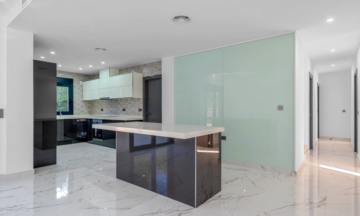 Reventa - Villa -
Campoamor