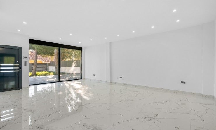 Reventa - Villa -
Campoamor