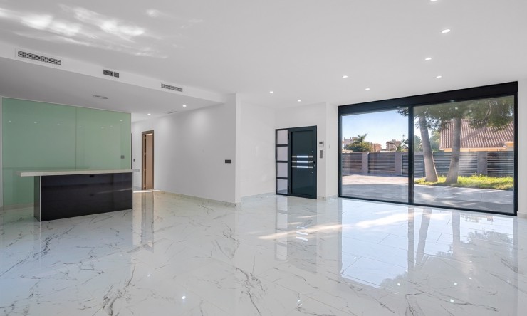 Reventa - Villa -
Campoamor