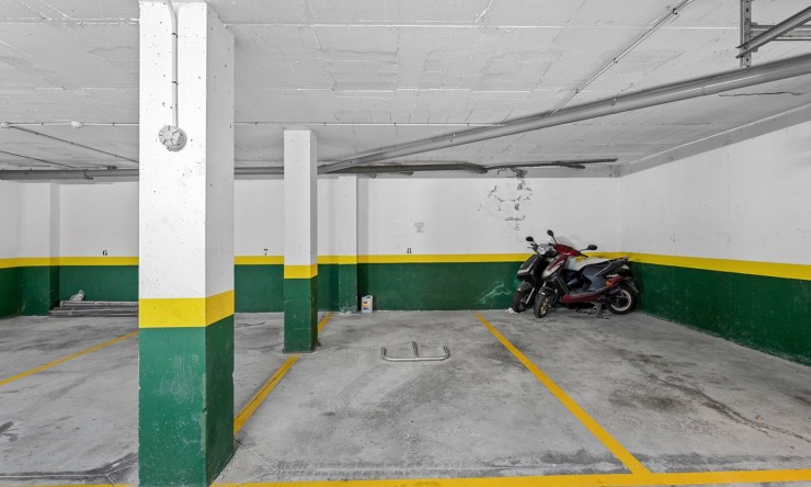 Resale - Apartment -
Finestrat - Sierra Cortina