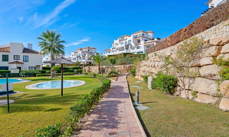 Resale - Apartment -
Finestrat - Sierra Cortina