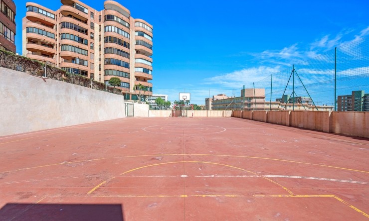Rynek Wtórny - Apartament -
Arenales del Sol - Segunda linea playa