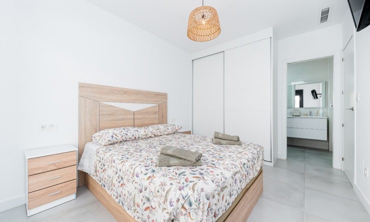 Resale - Villa -
Los Montesinos