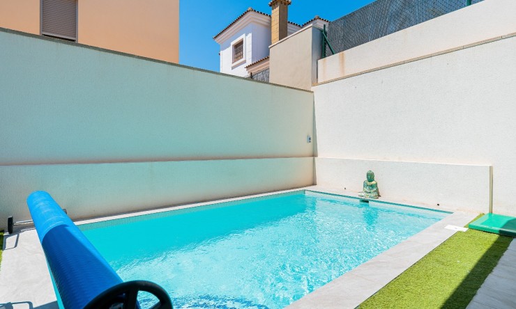 Resale - Villa -
Los Montesinos