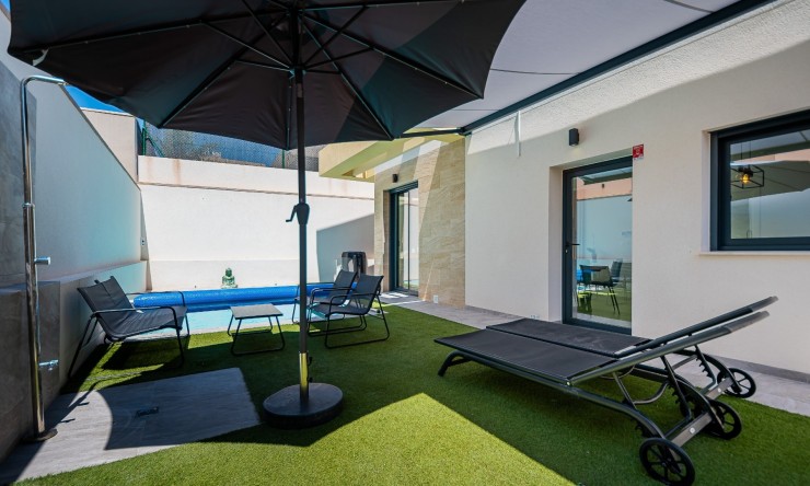 Resale - Villa -
Los Montesinos