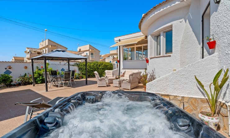 Resale - Villa -
Ciudad Quesada - Rojales - Rojales