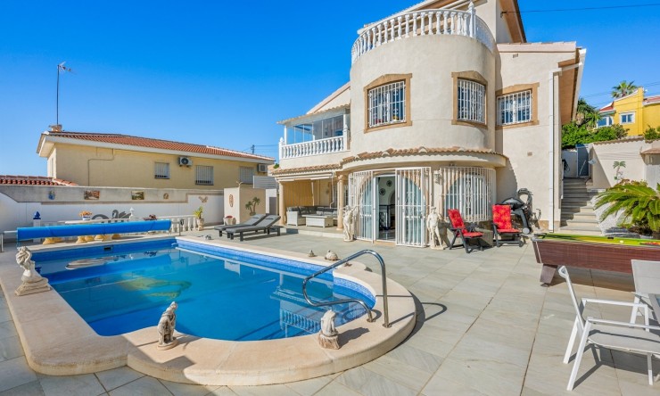 Resale - Villa -
Ciudad Quesada - Rojales