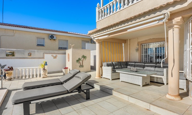 Resale - Villa -
Ciudad Quesada - Rojales