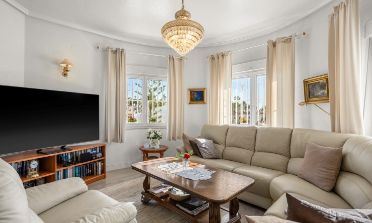 Resale - Villa -
Ciudad Quesada - Rojales
