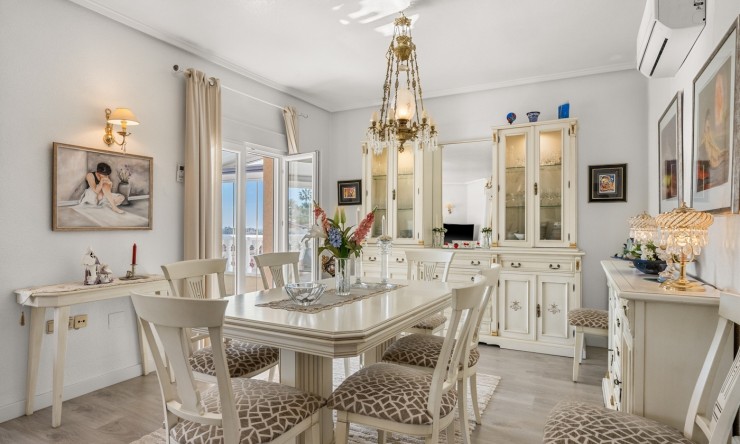 Resale - Villa -
Ciudad Quesada - Rojales