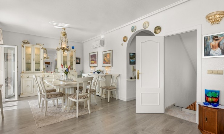 Resale - Villa -
Ciudad Quesada - Rojales