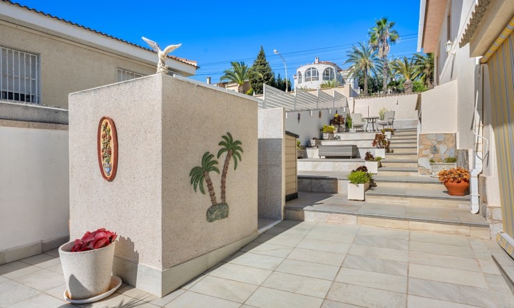 Resale - Villa -
Ciudad Quesada - Rojales