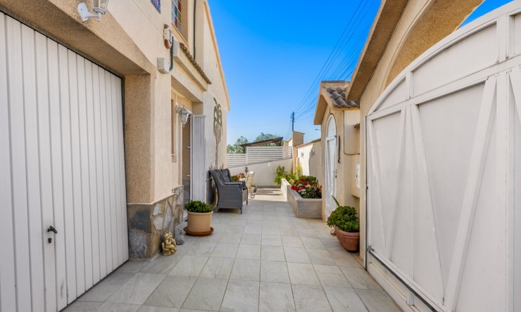 Resale - Villa -
Ciudad Quesada - Rojales