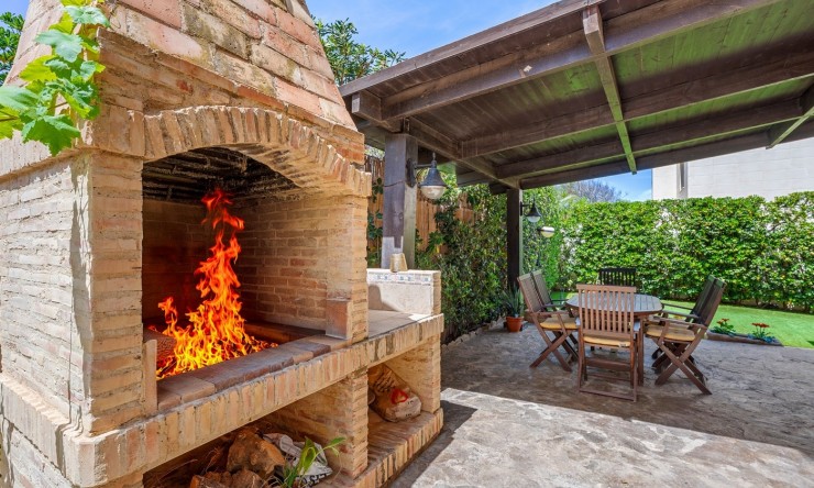 Resale - Villa -
Torrevieja - La Mata