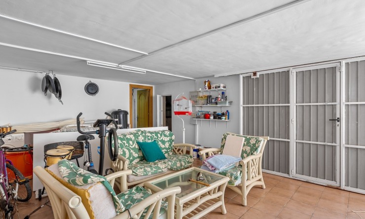Resale - Villa -
Torrevieja - La Mata