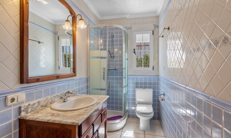 Resale - Villa -
Torrevieja - La Mata