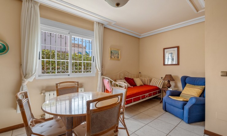 Resale - Villa -
Torrevieja - La Mata