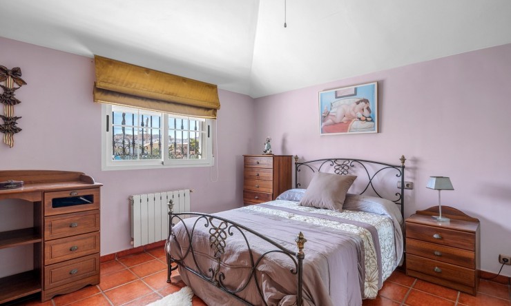 Resale - Villa -
Torrevieja - La Mata