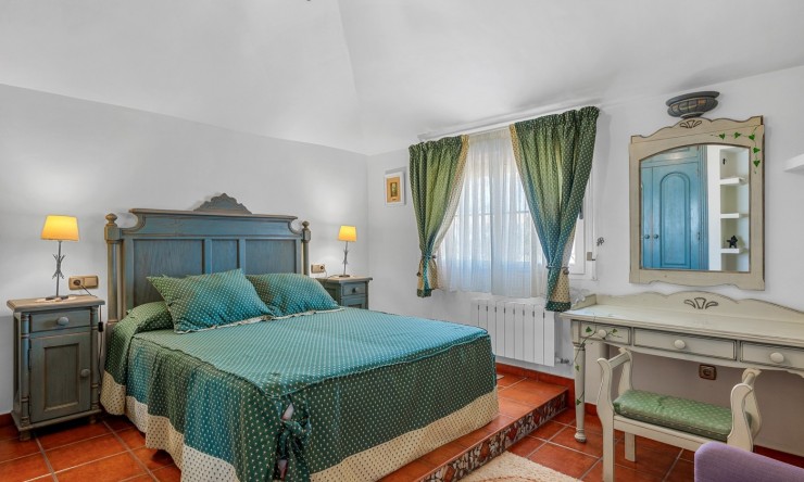 Resale - Villa -
Torrevieja - La Mata