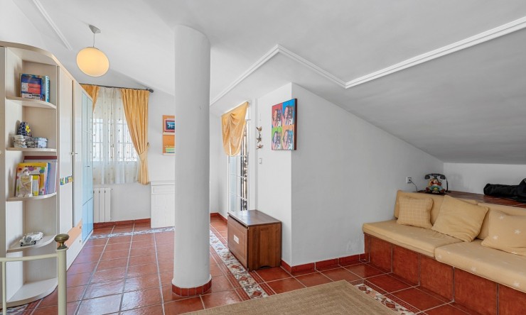Resale - Villa -
Torrevieja - La Mata